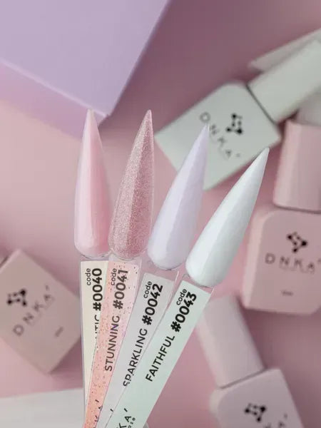 RUBBER BASE FRENCH NEUE FORMEL "DNKa" (cover), 12 ml #0040 Romantic – Ansicht 2
